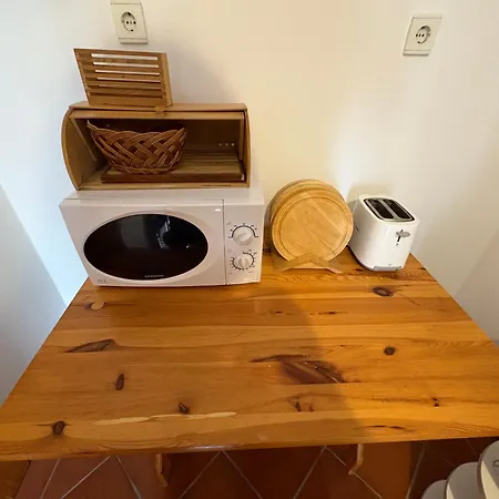 Terezia Vendeghaz 티하니